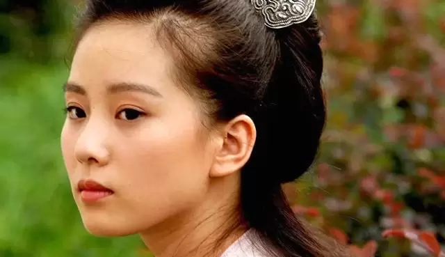 欧阳克痴迷穆念慈实为征服欲与权力失衡所致 - 相关图片