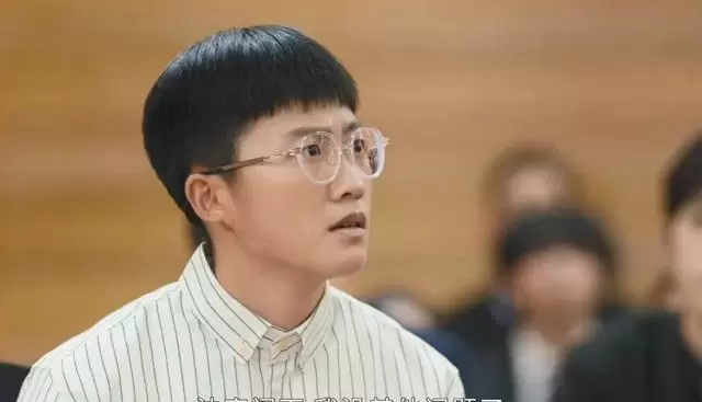 TVB《正义女神》邱天雪饰继女引争议，角色设定与演技成讨论焦点 - 情报图