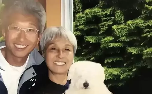 梁爱确诊胰腺癌入住深圳养老院，晚年由前亚视监制杨绍鸿协助照护 - 相关图片